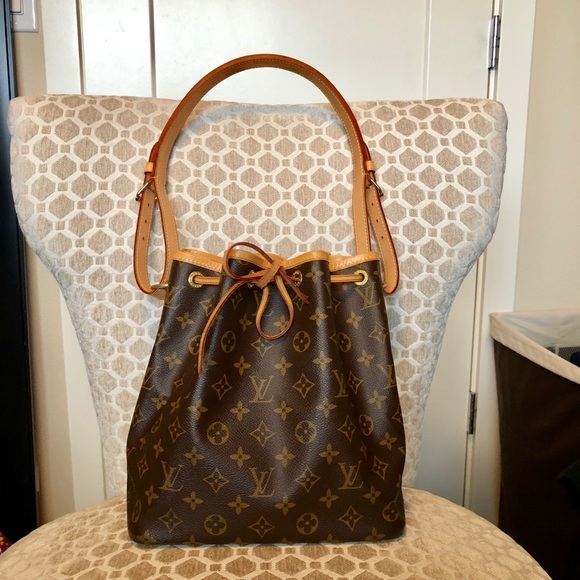 Louis Vuitton Handbags - Louis Vuitton Monogram Petit Noe